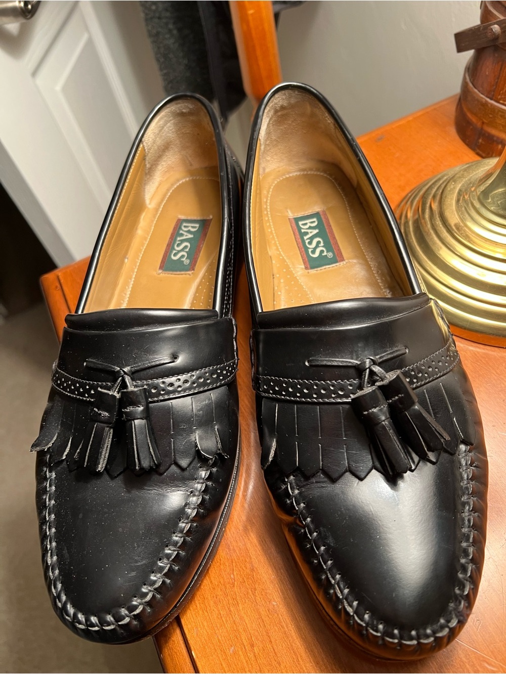 Bass Black Leather Kiltie Tassel Slip-On Loafers